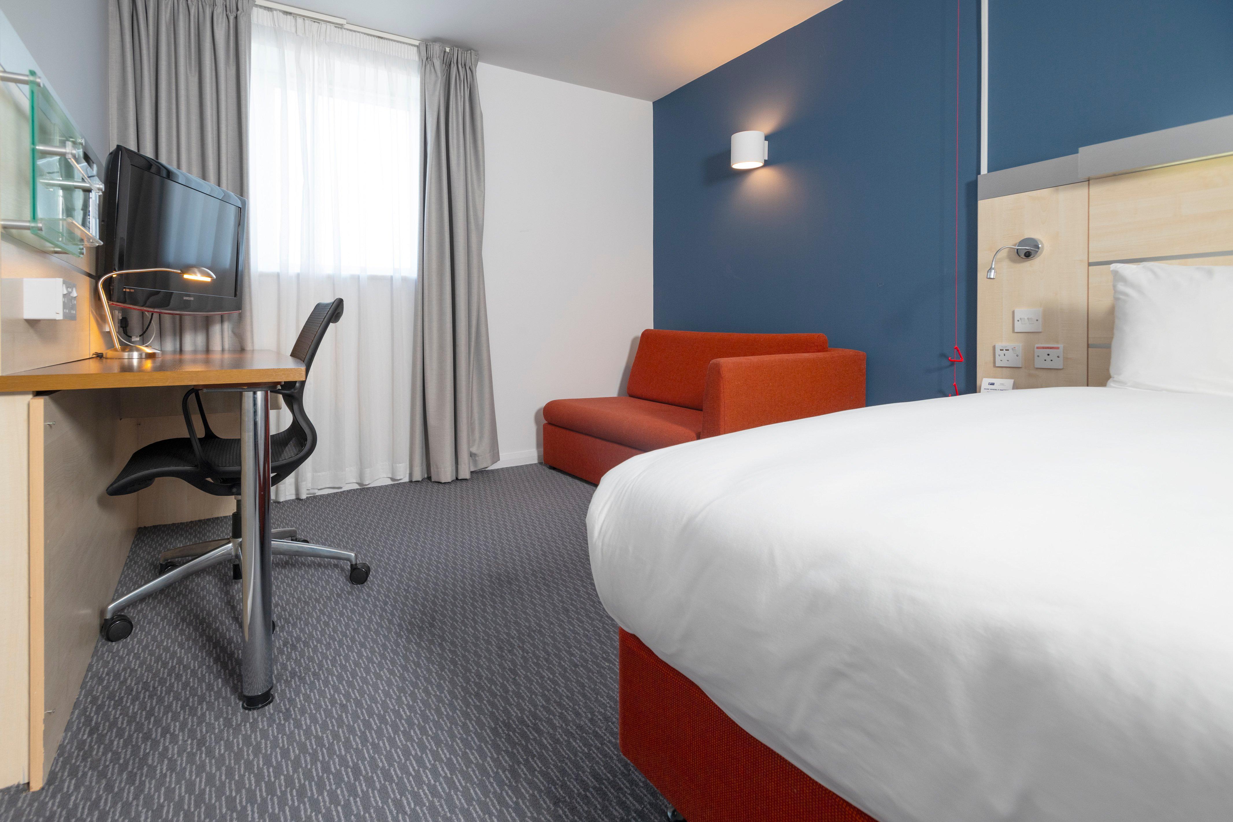 STANDARD, KING BED, ACCESSIBLE
