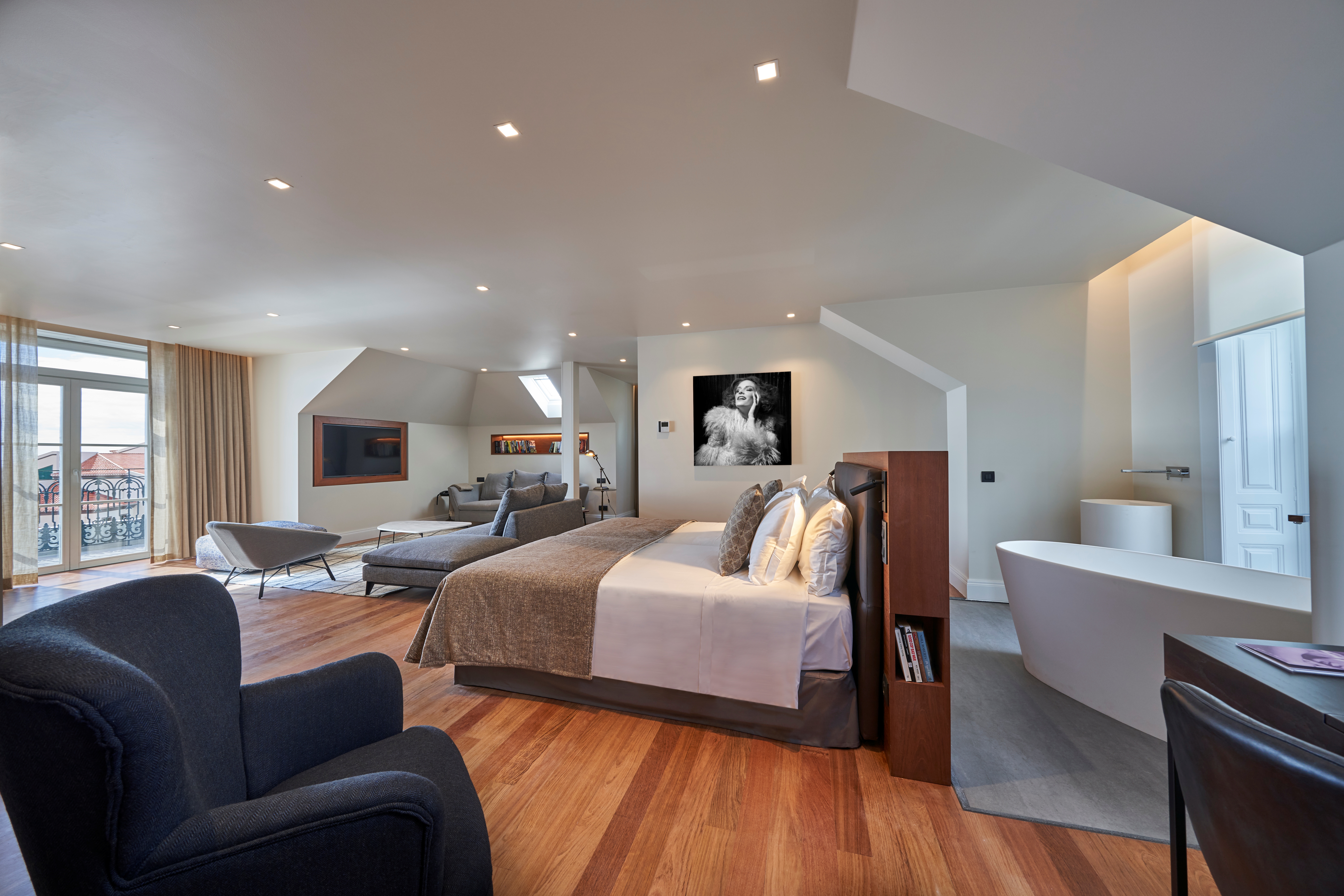 Artist, Suite