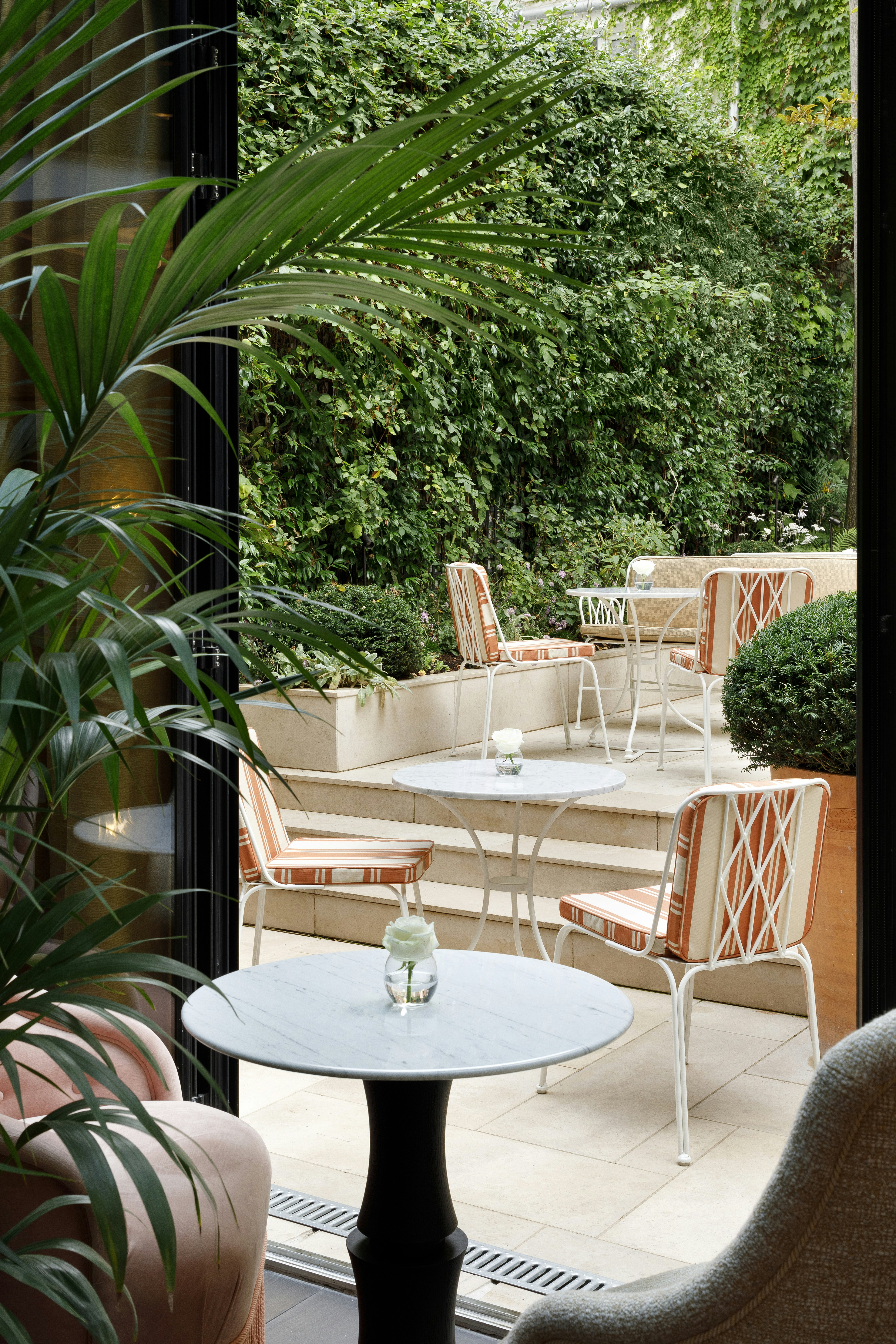 Le Belgrand Hotel Paris Champs Elysees, Tapestry Collection by Hilton 16/20