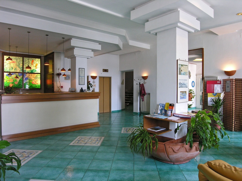 lobby