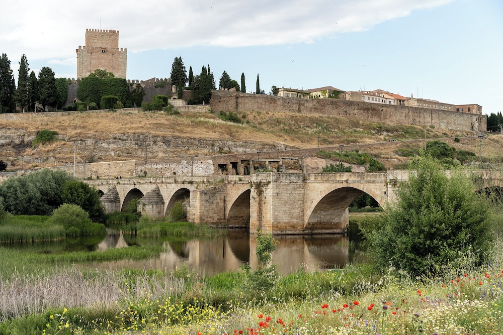 Parador De Ciudad Rodrigo 44/50