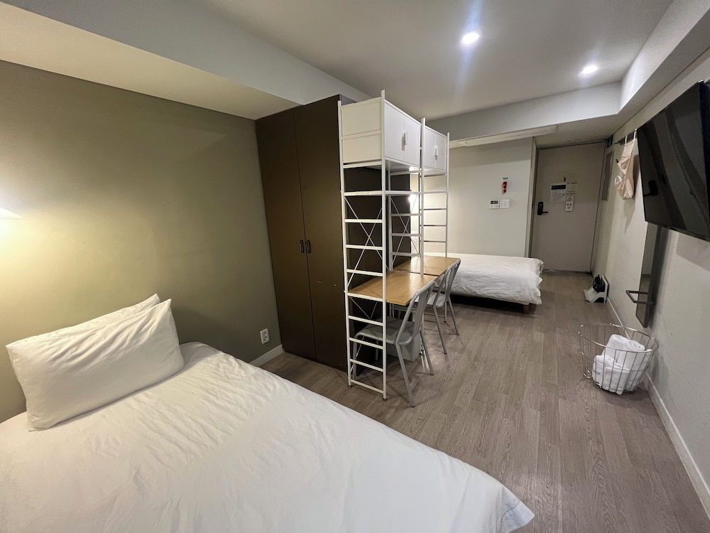 STANDARD, TWIN BEDS