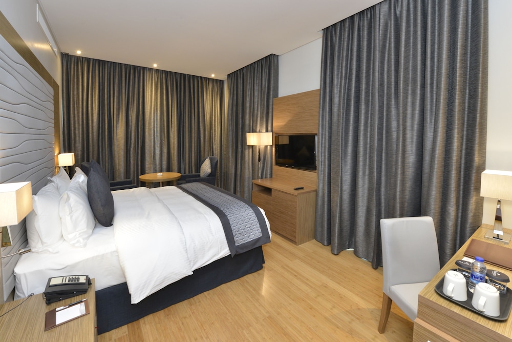 Ramada Resort by Wyndham Manama Seef 14/57