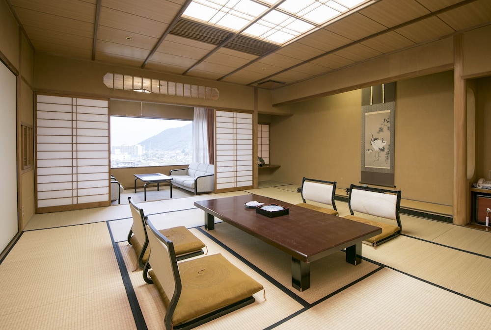 ISAWA TOKIWA HOTEL 24/41