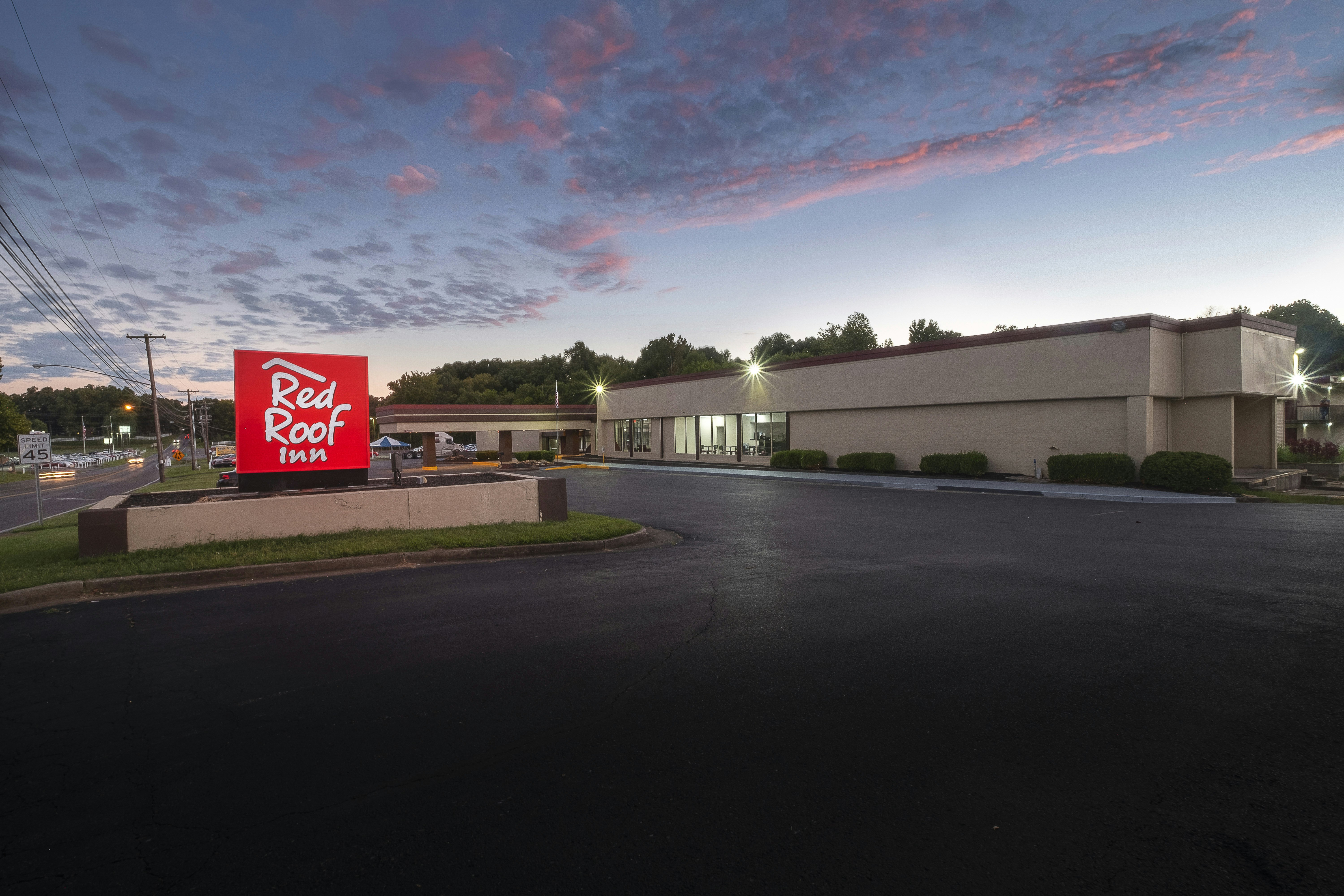 Red Roof Inn Murray 2/30