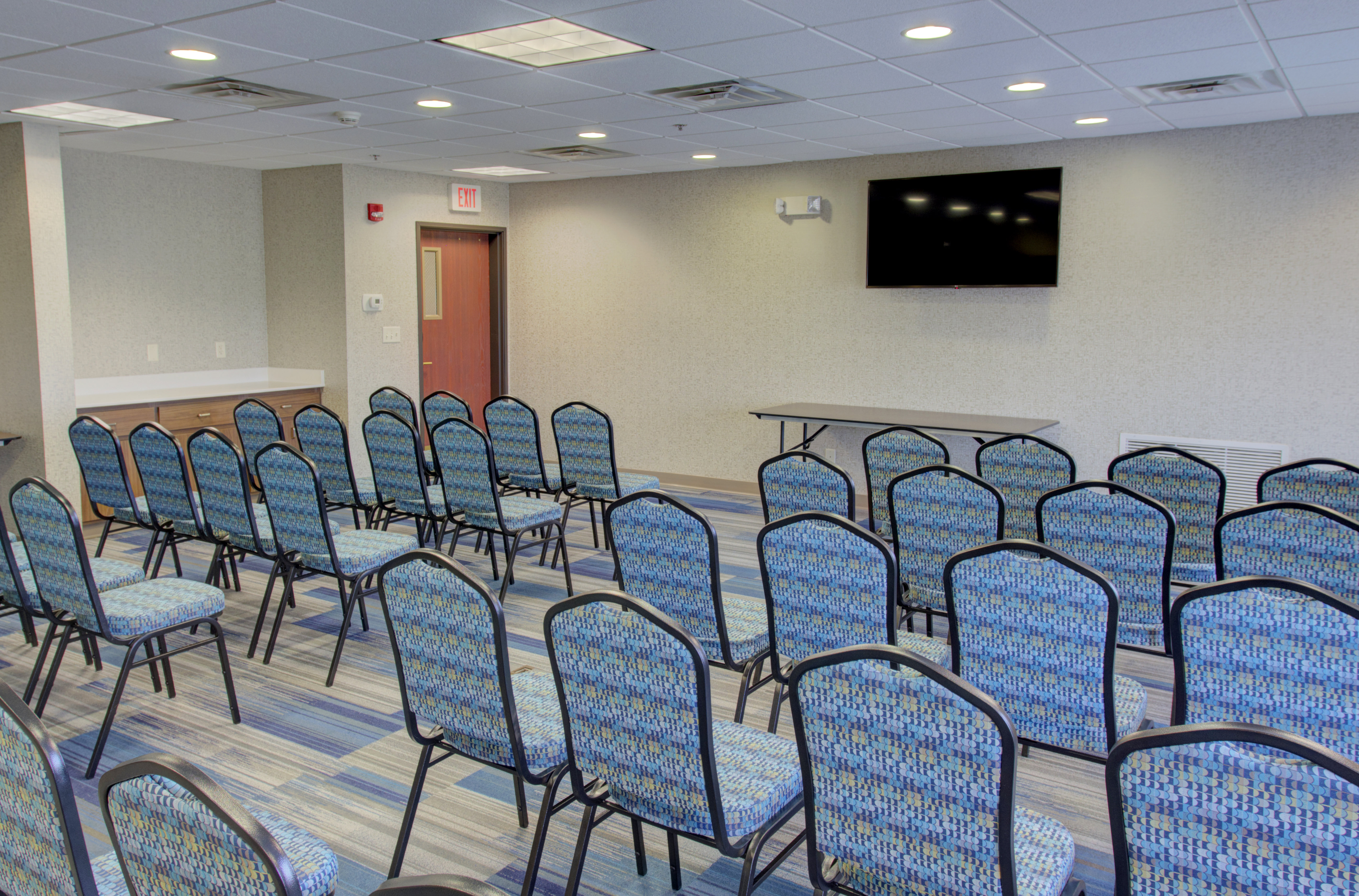 Holiday Inn Express Hotel Suites Le Mars 47/48