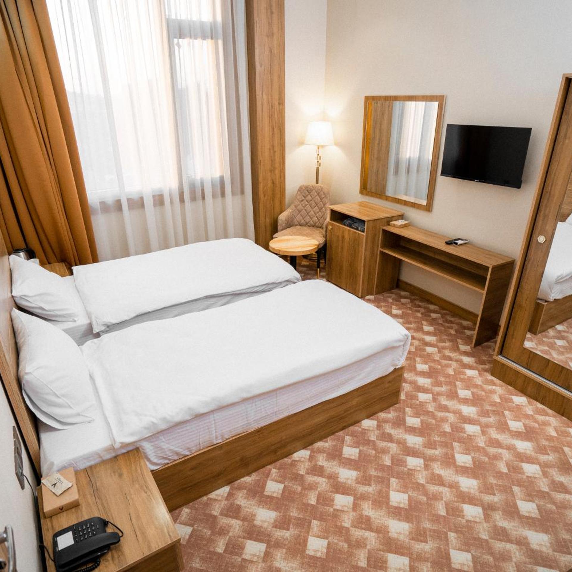 Yarmouk International Hotel 31/75