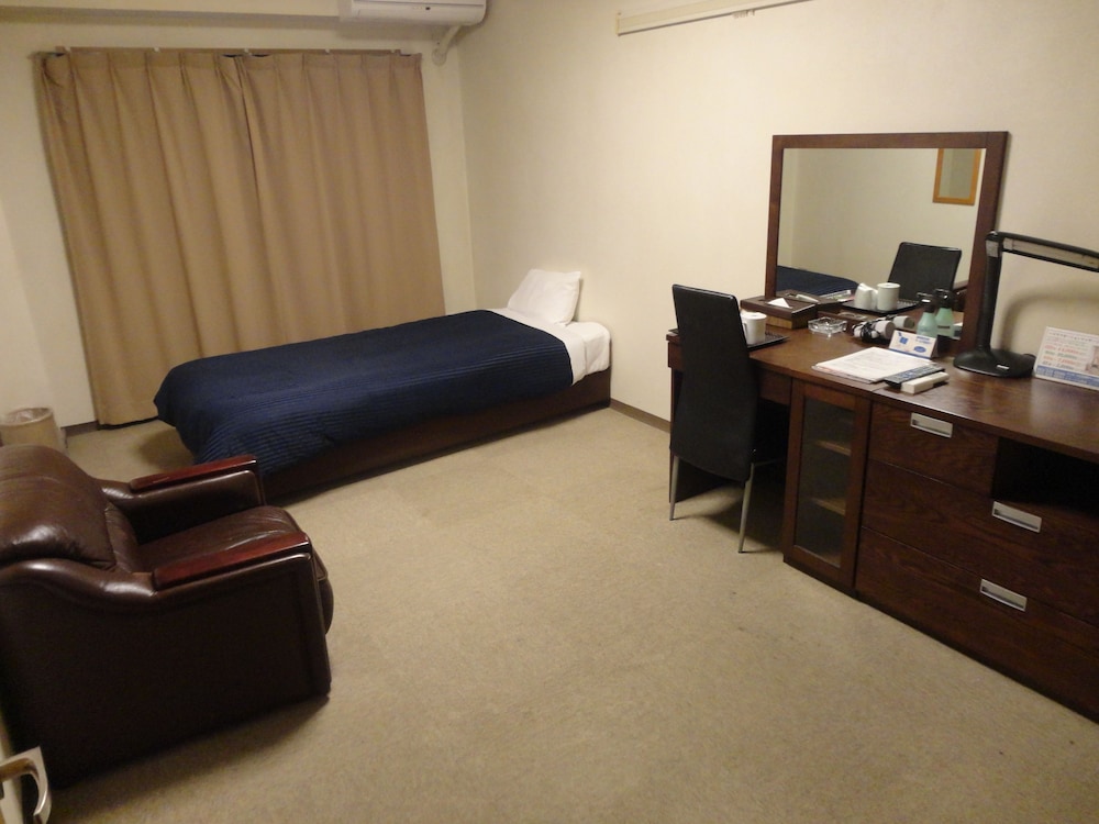 Hotel Livemax BUDGET Nagoya 28/33