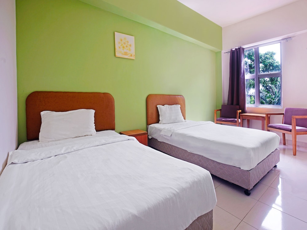 Room at Swing & Pillows at Night Queen Hotel, Sepang, SEPANG
