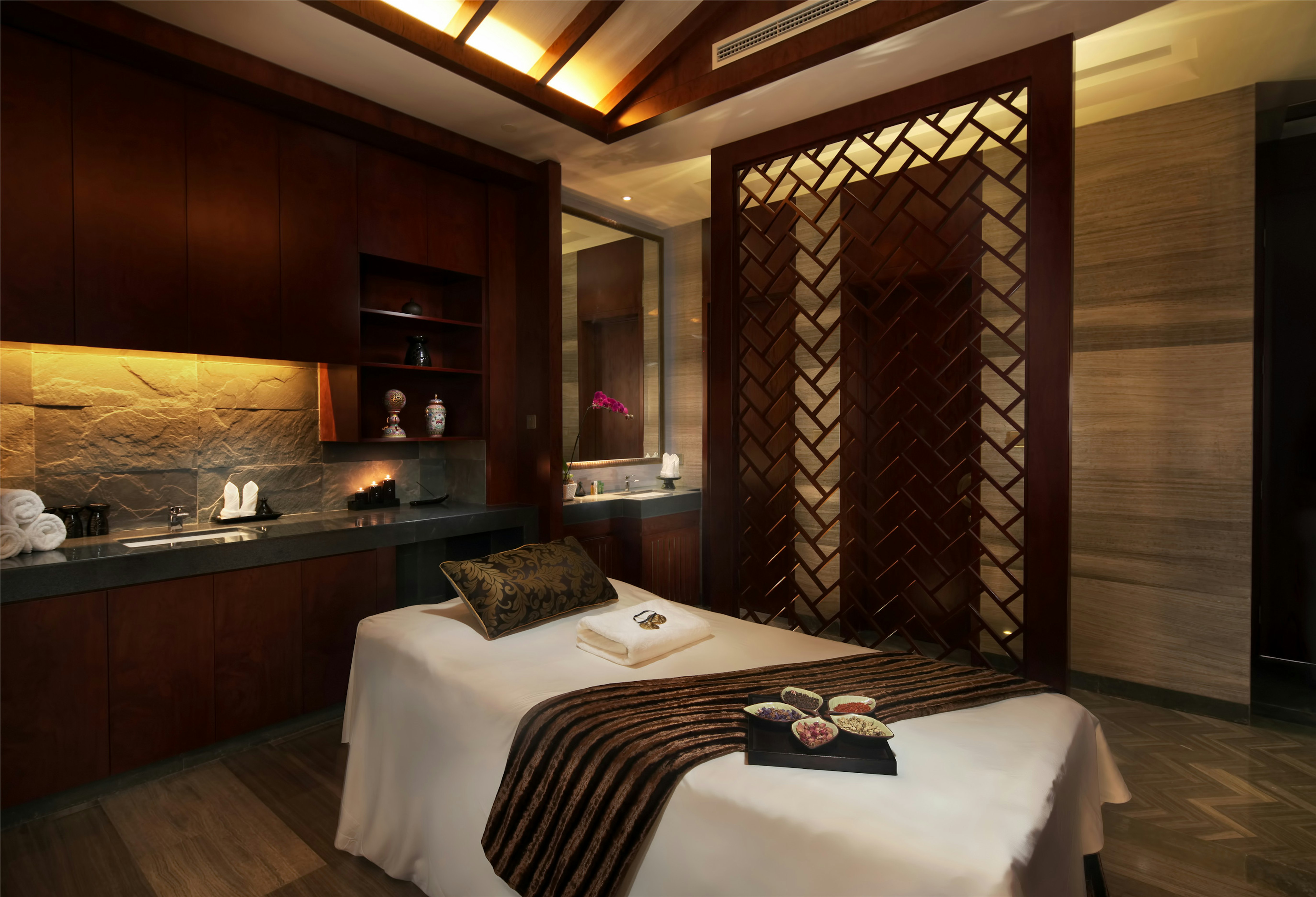 Hilton Tianjin Eco-City 16/56