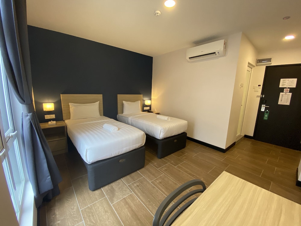 ZONE Hotels, Telok Panglima Garang 5/22