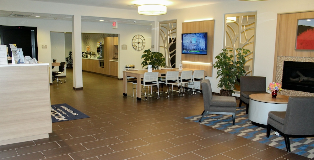 Microtel by Wyndham Penn Yan Finger Lakes Region 44/64