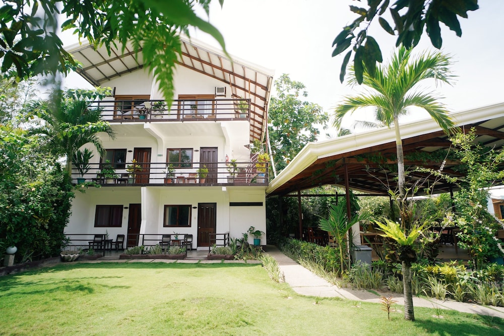 Point 303 Surf Resort 44/50