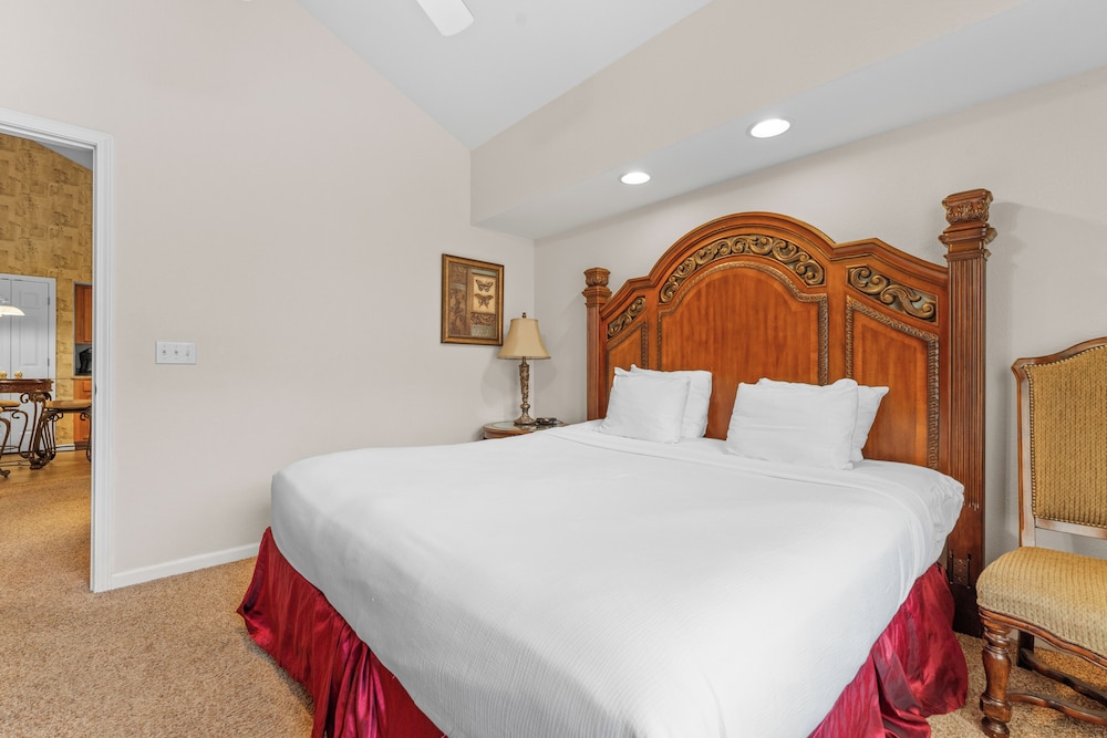1 BEDROOM, PENTHOUSE
