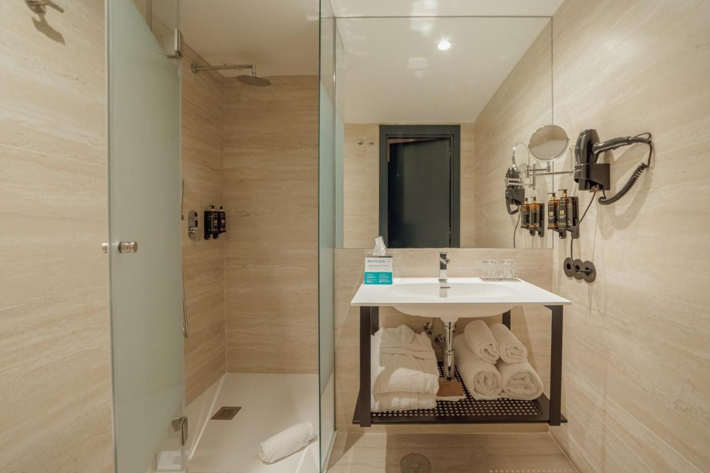 ABC HOTEL PORTO CAMPANHA 101/101