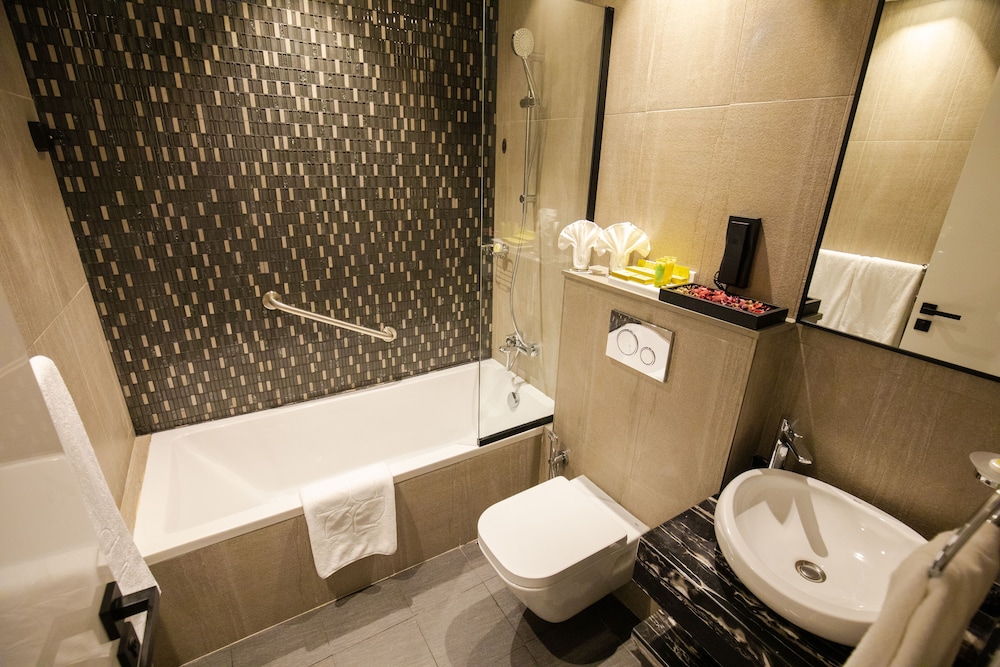 Rose Executive Hotel DWTC 32/33
