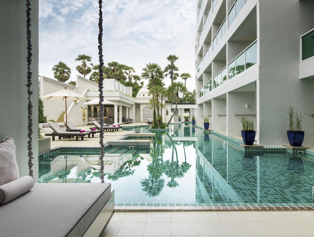 Chanalai Romantica Resort, Kata Beach - Adults Only 11/65