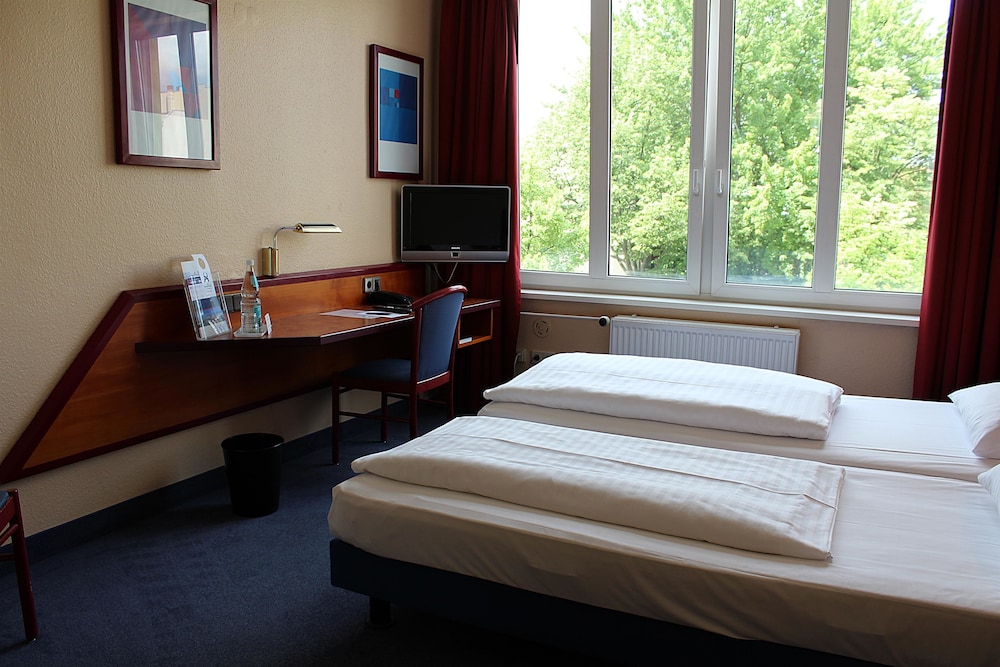 PLAZA INN Berlin-Charlottenburg 19/64
