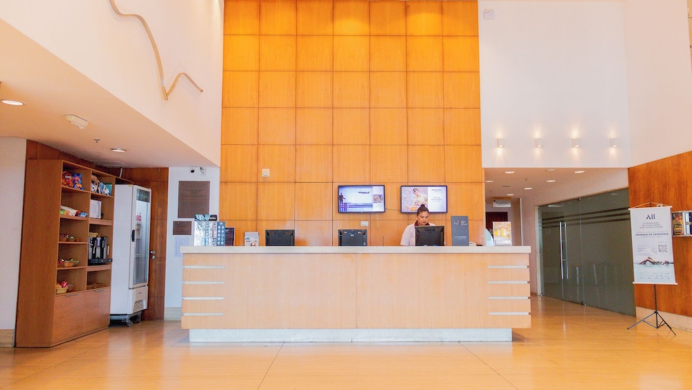 Mercure Macae Hotel 11/77