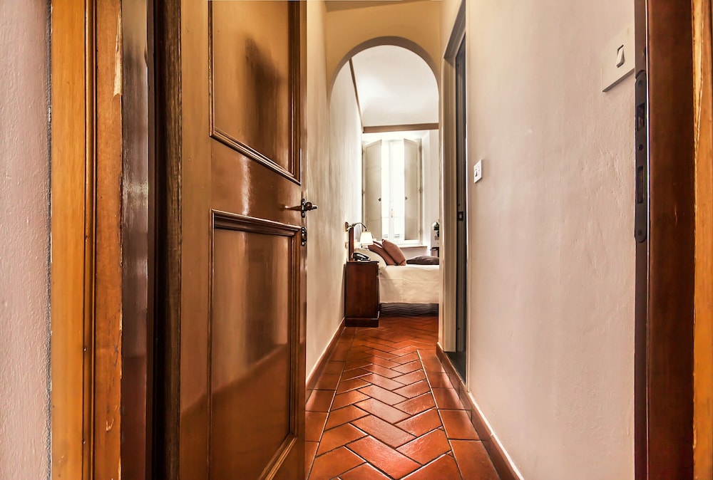 Hotel Costantini 49/73