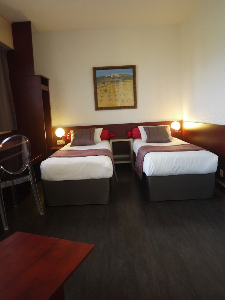 Kyriad Direct Rennes Ouest 21/70