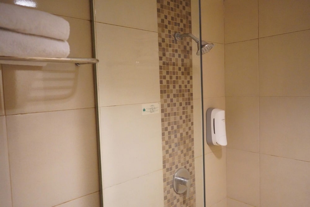 Syariah Hotel Sentul 21/23