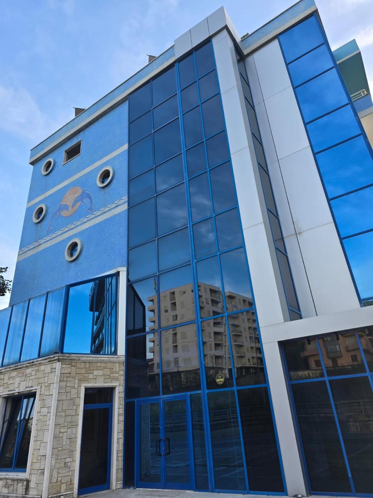 Blue Amr in KAVAJE