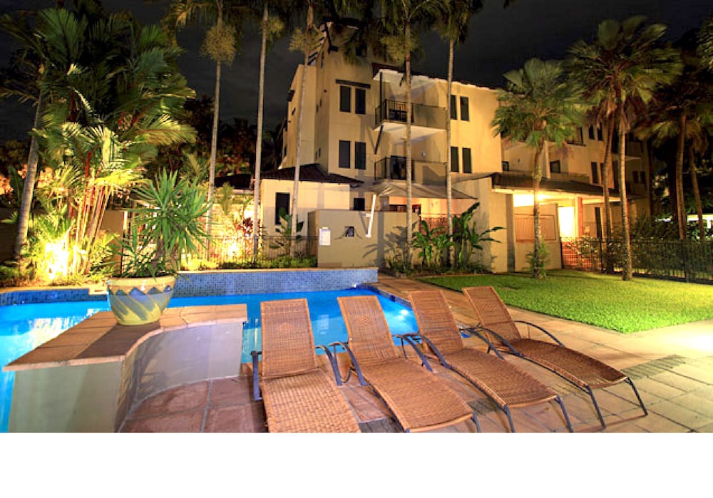 Reef Club Resort 6/35