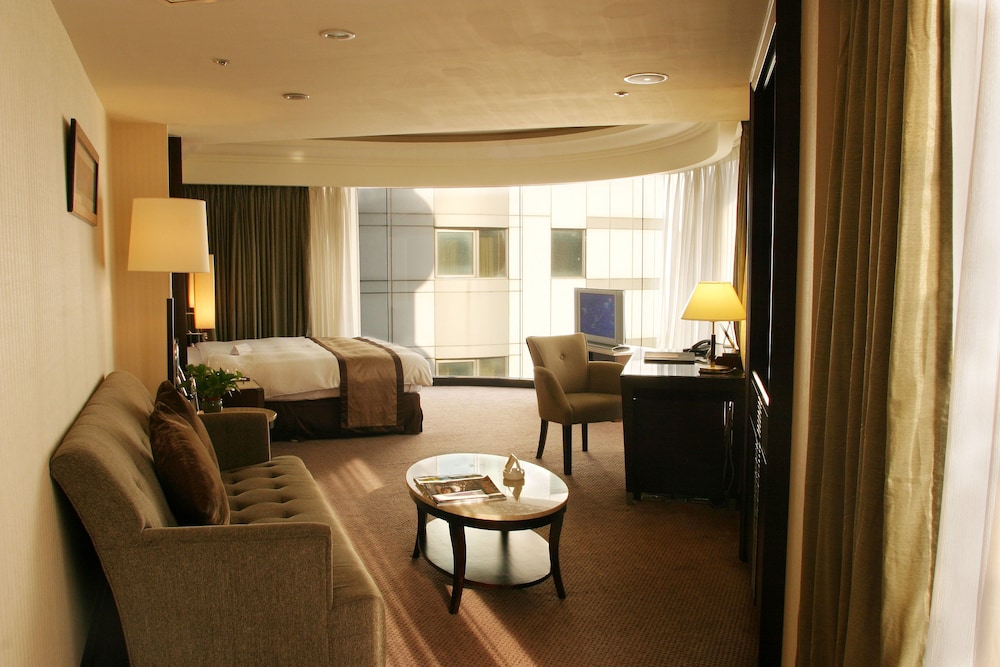 Grand Forward Hotel 23/36