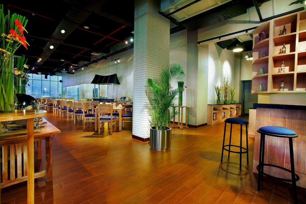 Atria Hotel Gading Serpong 55/72
