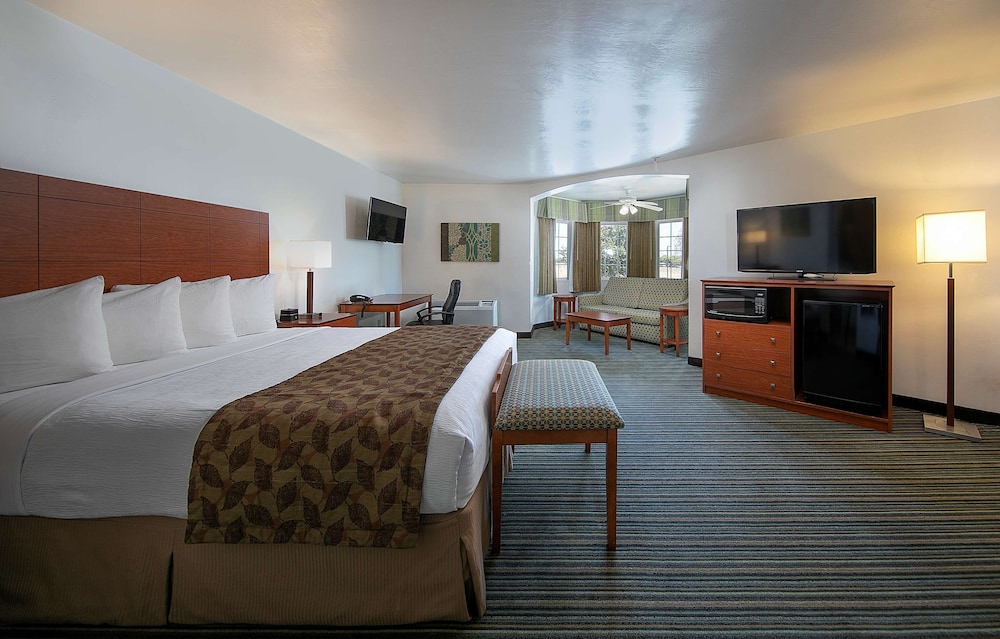 Best Western Liberty Inn 6/26