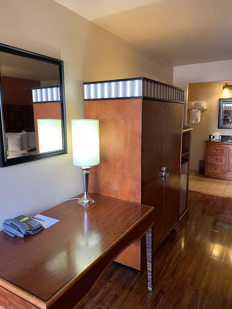 Matterhorn Inn Ouray 44/56