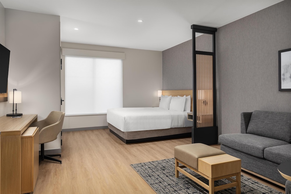Hyatt Place Toronto Airport 13/50