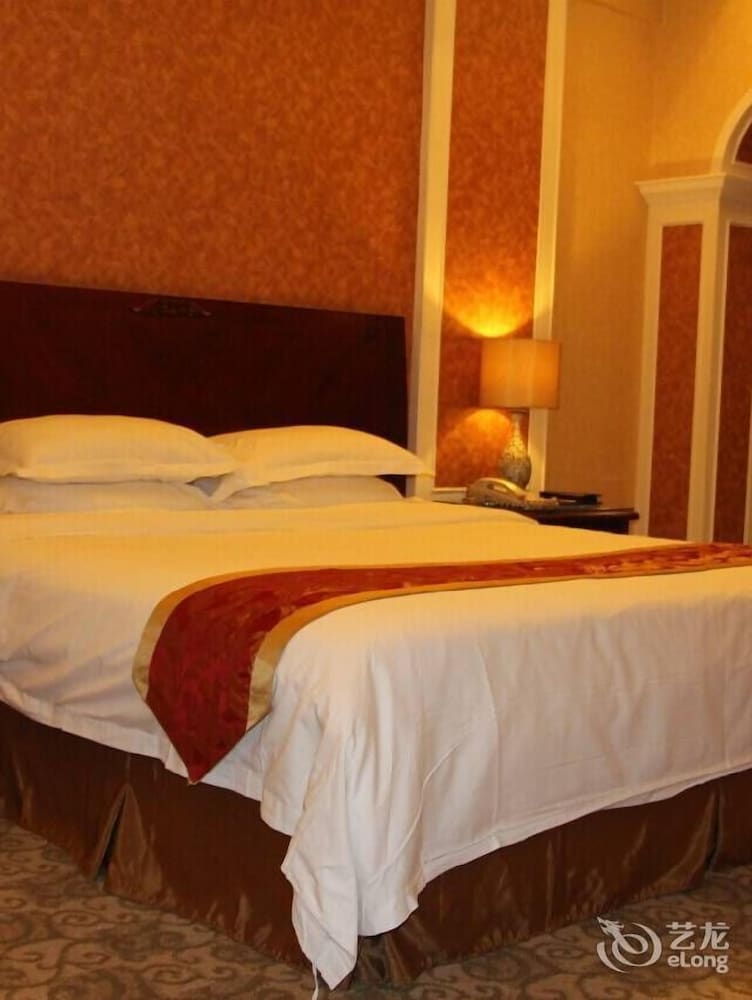 Vienna Hotel (Shenzhen Songgang Liye Road Shop) 14/21