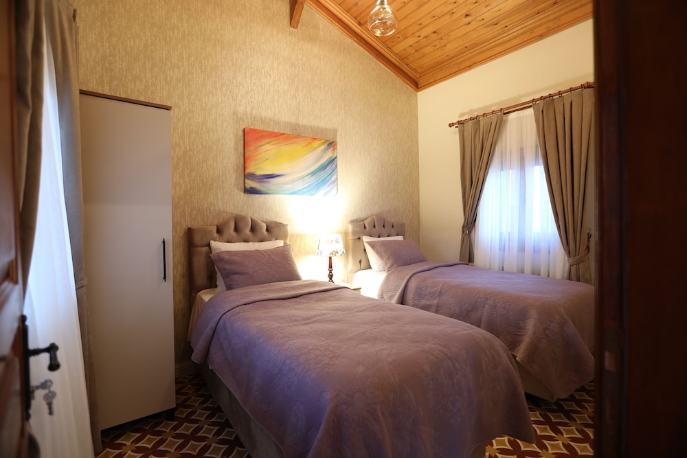 Tarihi Kumbaba Otel 9/50