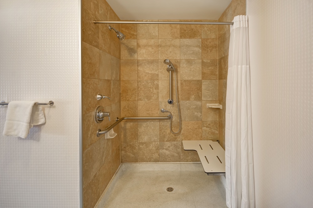 Hampton Inn & Suites Columbus Easton Area 19/49