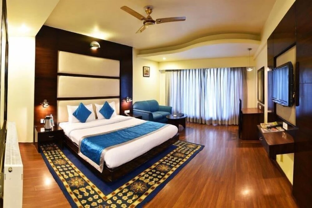 Indraprastha Resort Dalhousie 10/50
