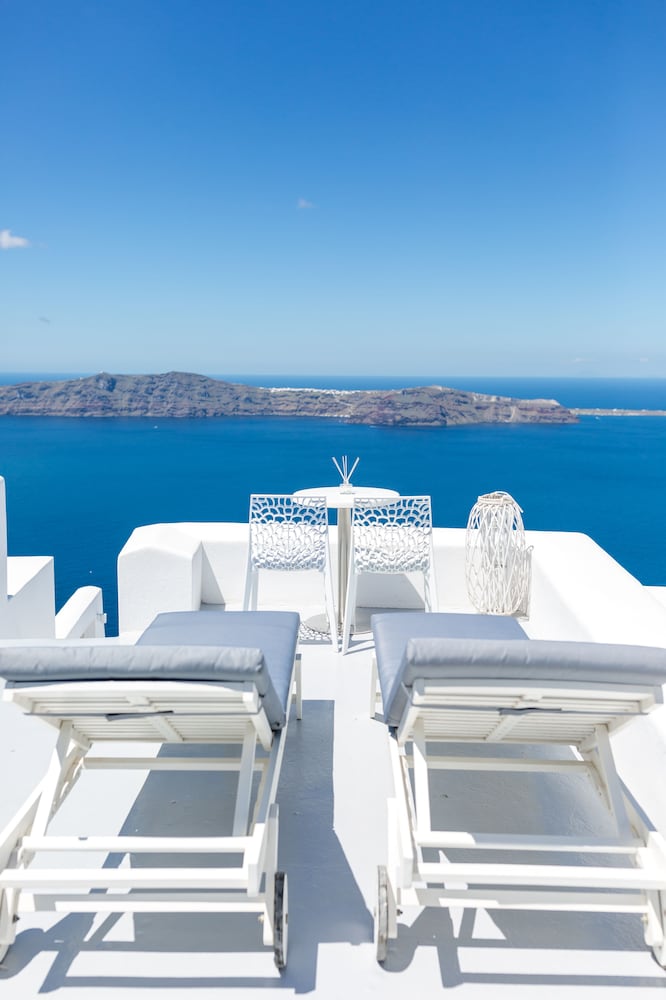 DREAMING VIEW SUITES 25/60