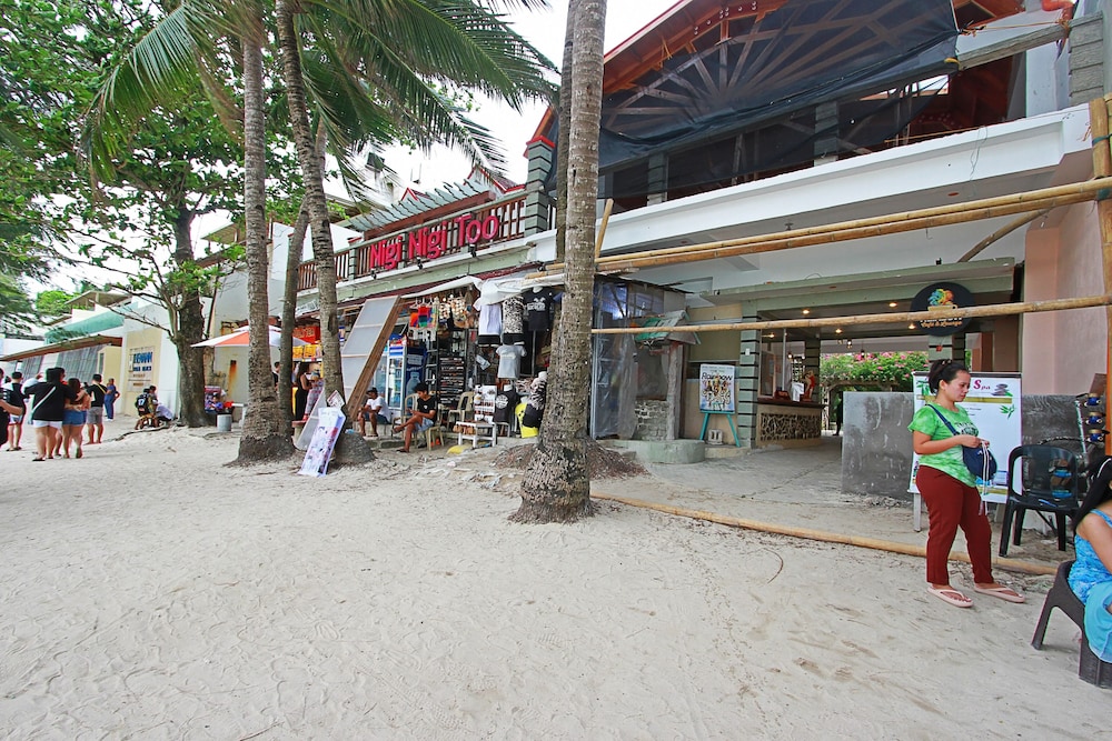 Nigi Nigi Too Beach Resort 48/61