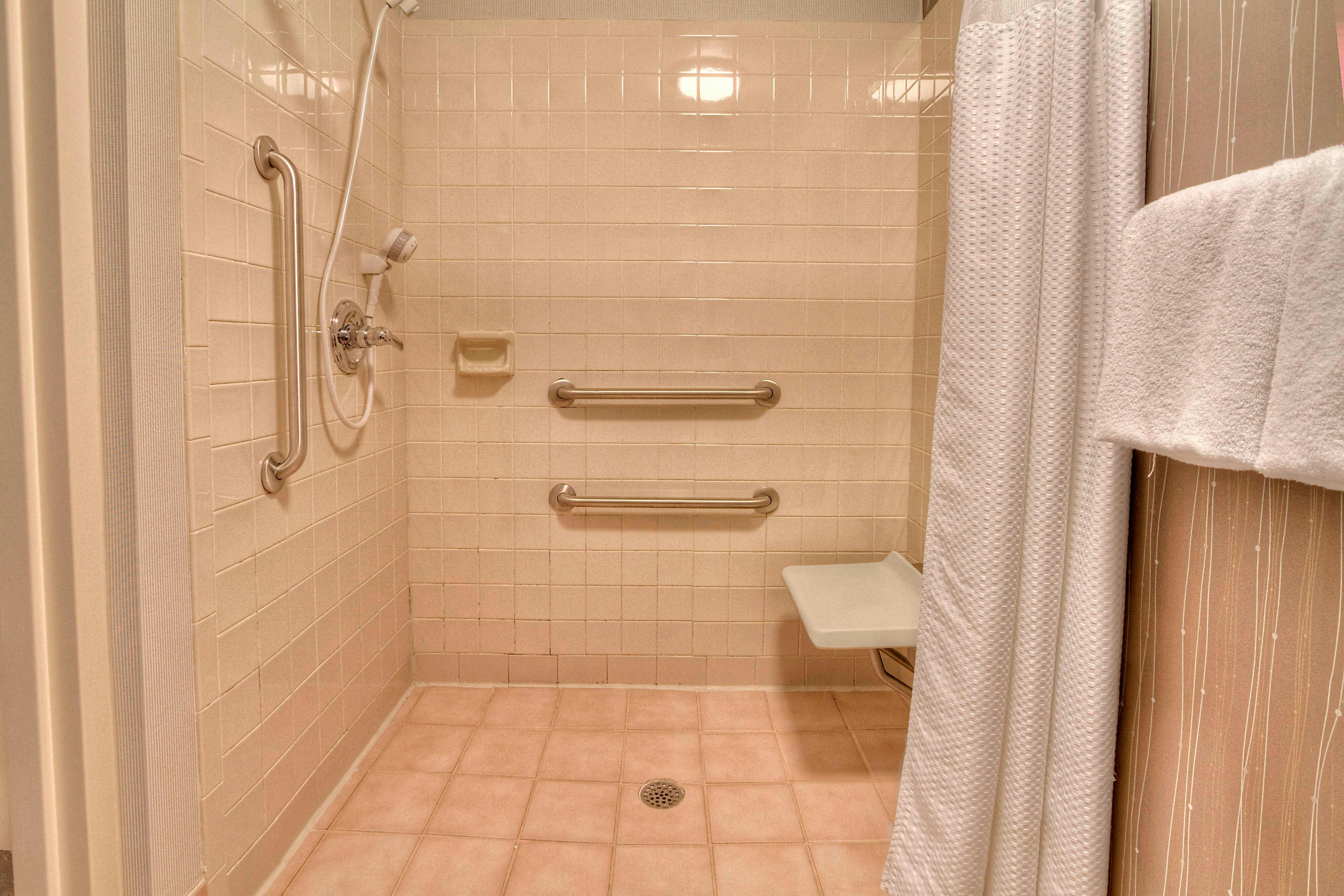 Courtyard by Marriott Burlington 7/19