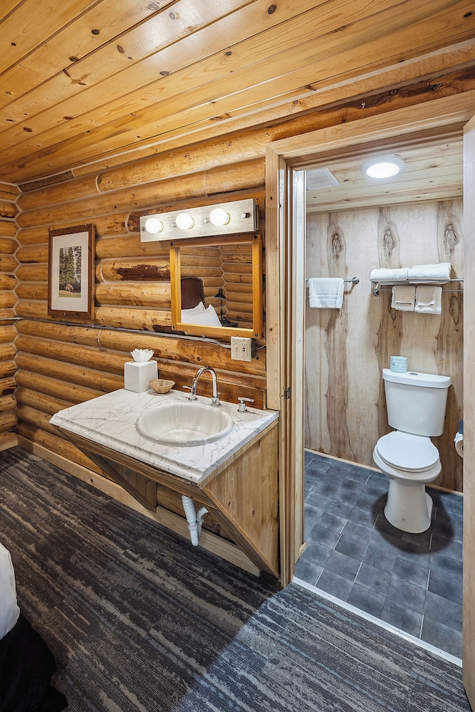 Denali Crow s Nest Cabins 45/48