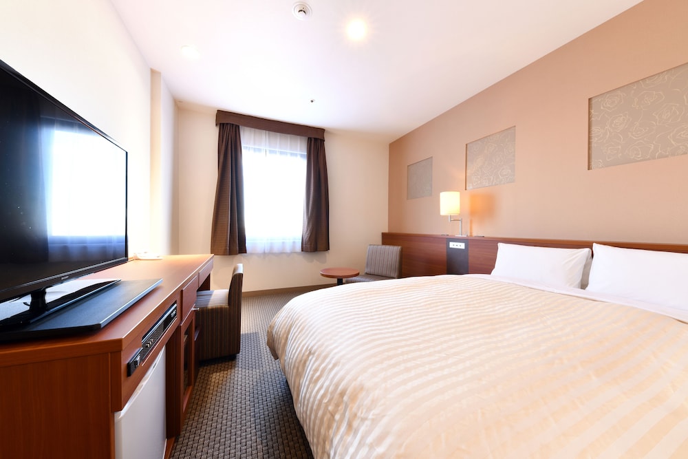 Vessel Inn Yachiyo Katsutadai Ekimae 11/67