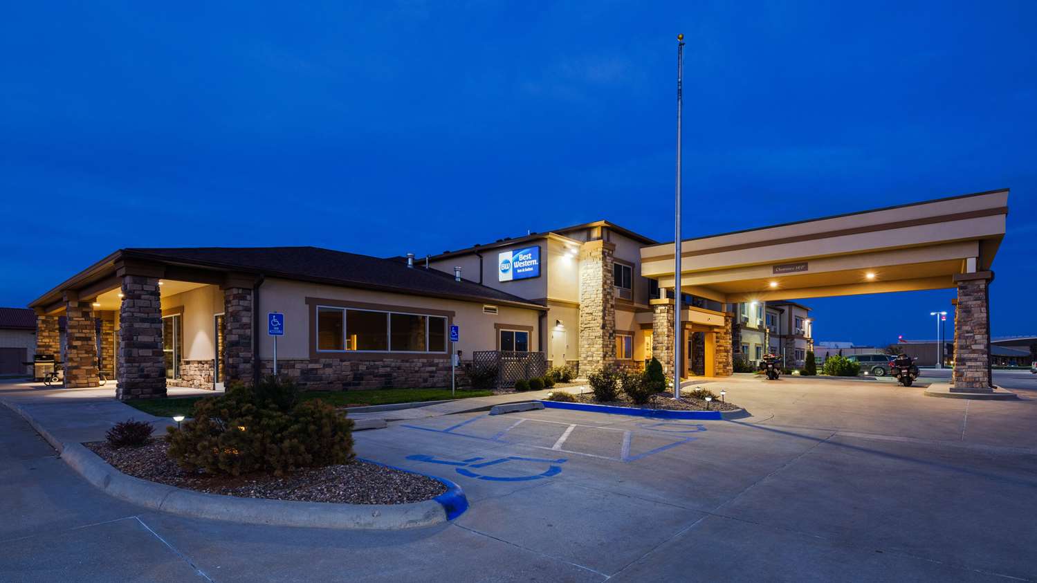 Best Western El-Quartelejo Inn & Suites 12/12