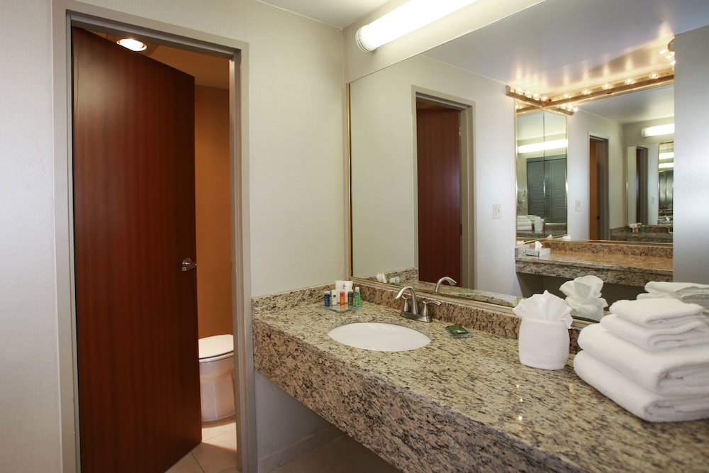 The Claridge Hotel 11/64