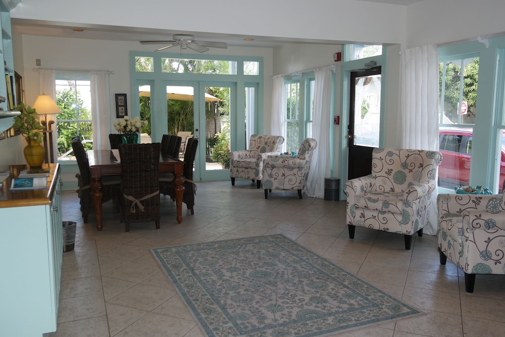 Heron House Court - Adult Only 44/65