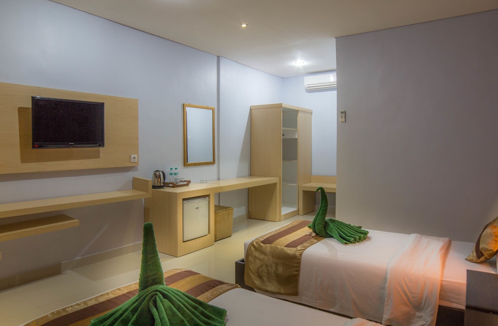 Bakungs Beach Hotel 23/38