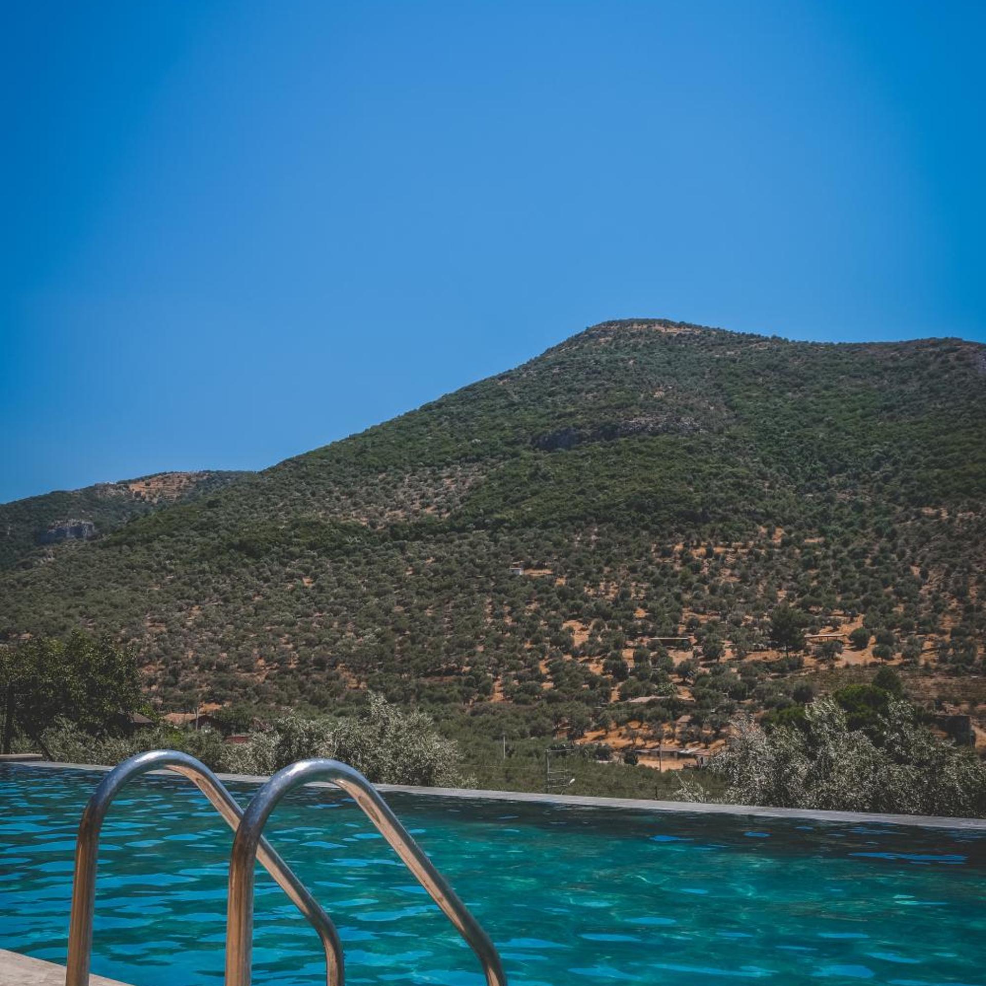 Natureland Efes Pension 43/56