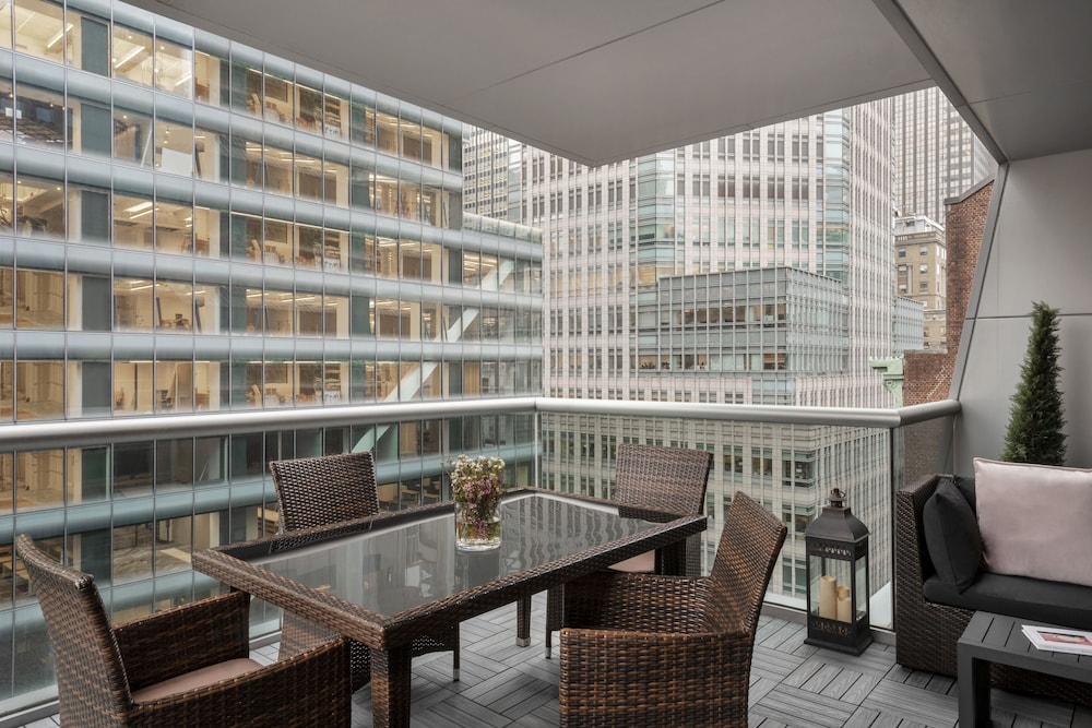 The Gotham Hotel 37/42