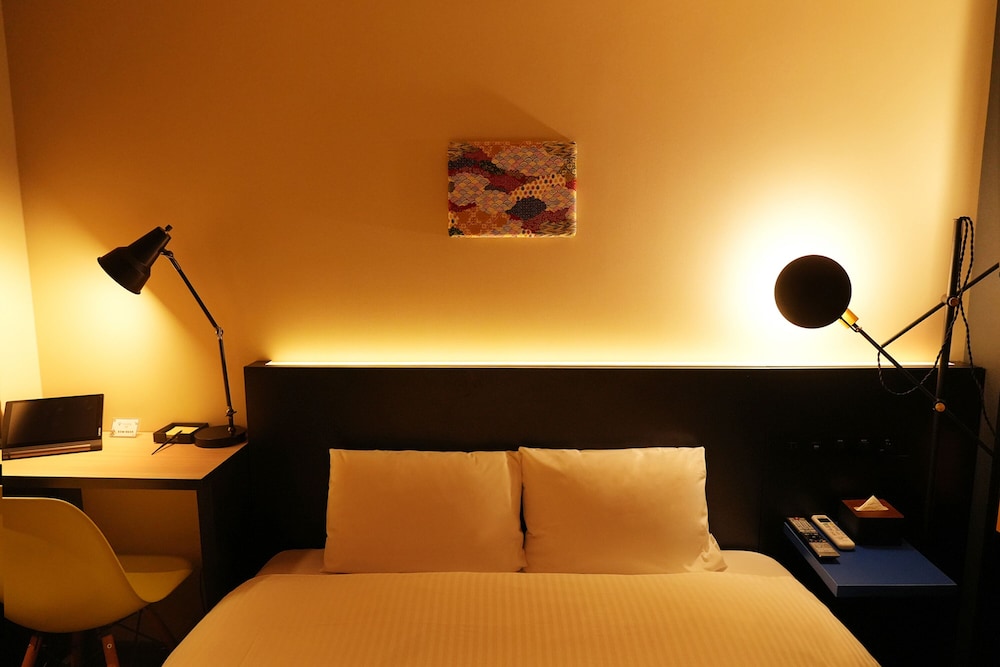 Nplushotel higasikanda 33/40
