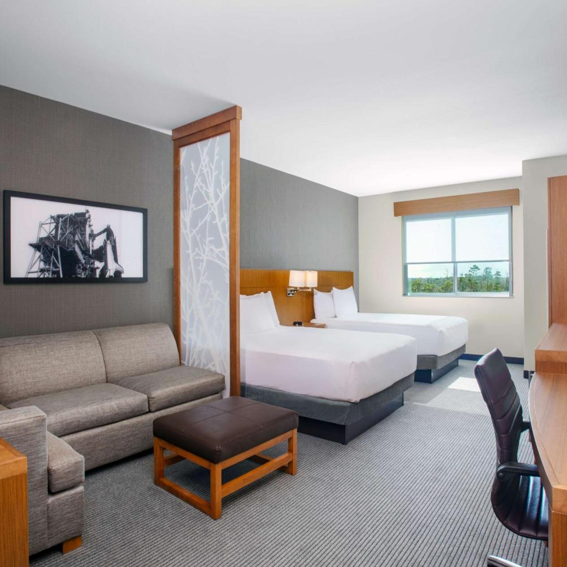 Room, Queen Bed, Sofa, Accessible